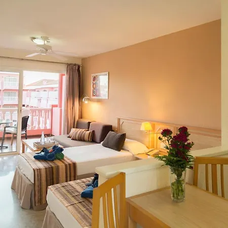 Marola Park Apartment *